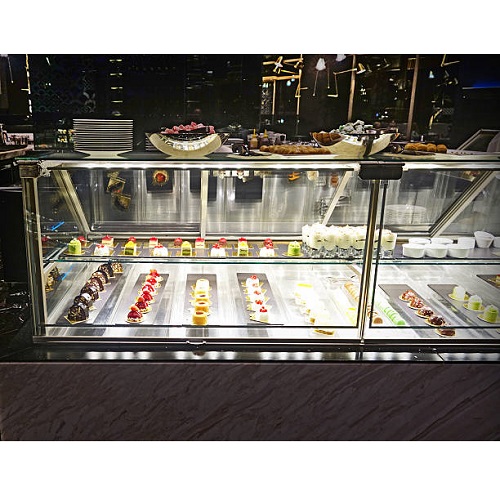 Pastry Counter Manufacturer in Delhi